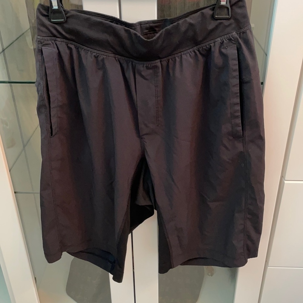 Men’s lululemon athletic shorts